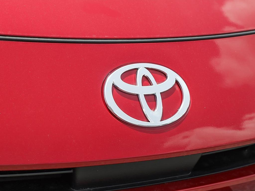 2025 Toyota Prius Plug-in Hybrid XSE PREMIUM
