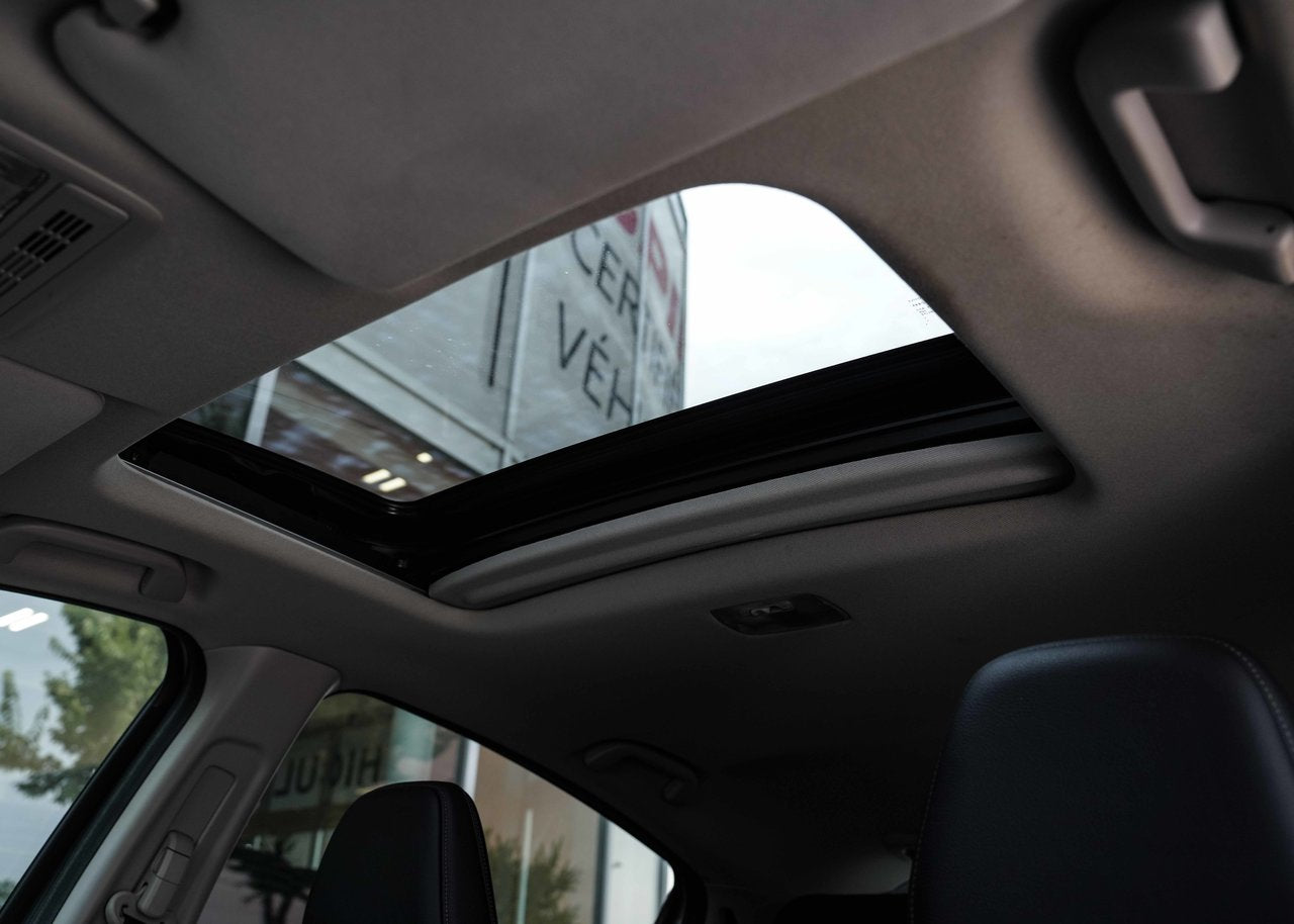 2020 Honda HR-V TOURING AWD; CUIR TOIT NAV CAMERA SIEGES CHAUFFANT