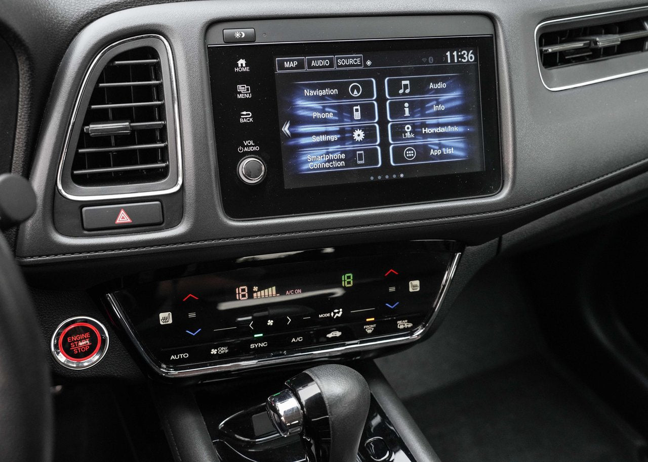 2020 Honda HR-V TOURING AWD; CUIR TOIT NAV CAMERA SIEGES CHAUFFANT