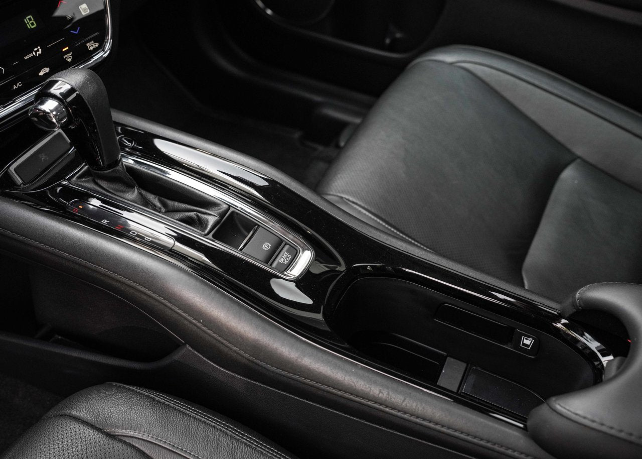 2020 Honda HR-V TOURING AWD; CUIR TOIT NAV CAMERA SIEGES CHAUFFANT