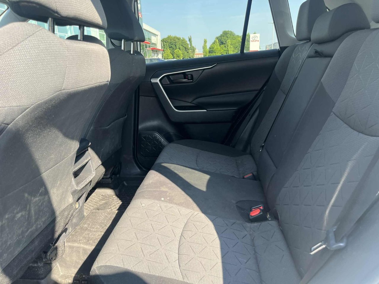 2020 Toyota RAV4 LE AWD