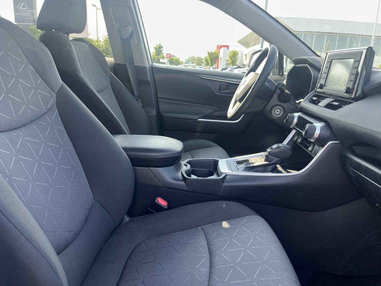 2020 Toyota RAV4 LE AWD