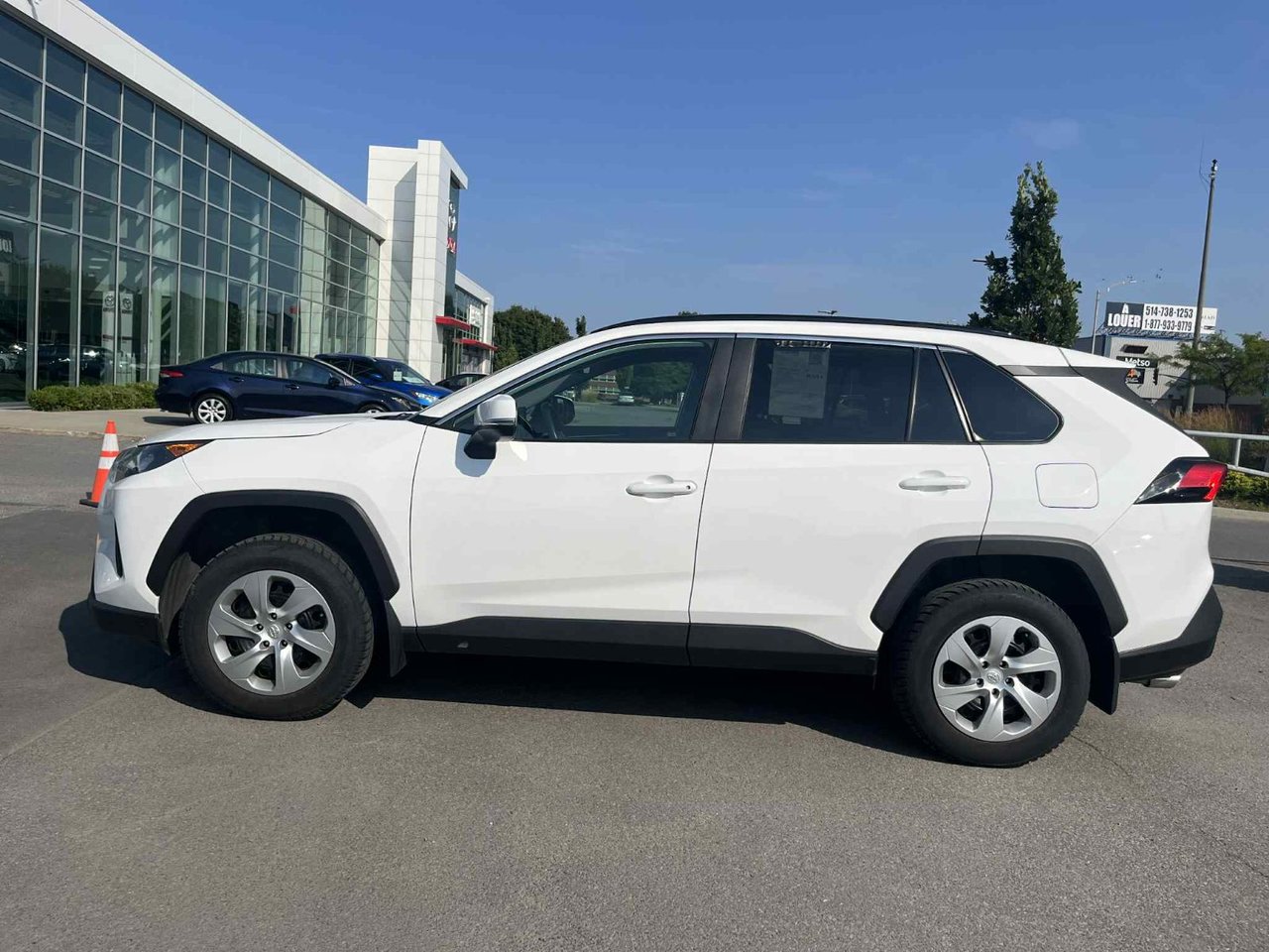2020 Toyota RAV4 LE AWD