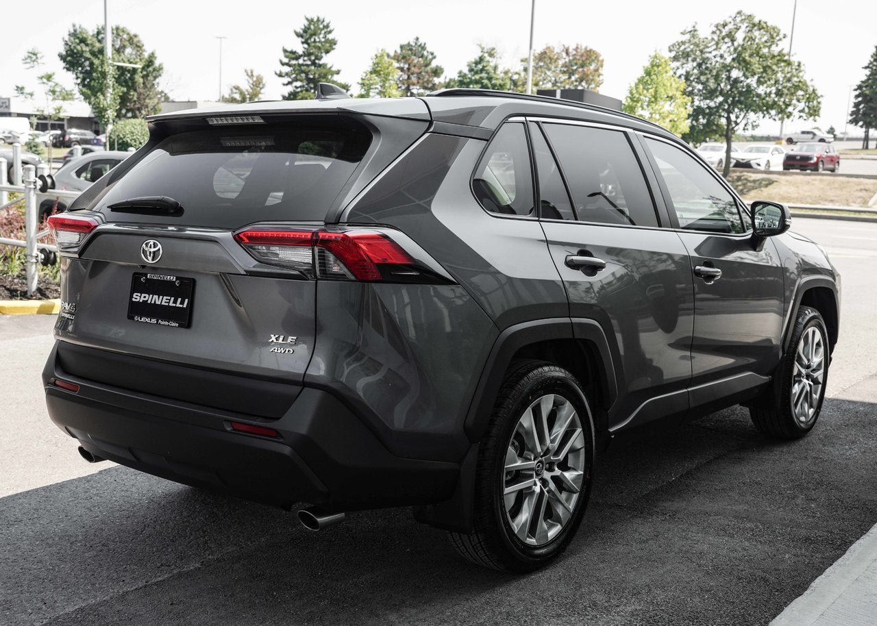 2020 Toyota RAV4 **XLE AWD**