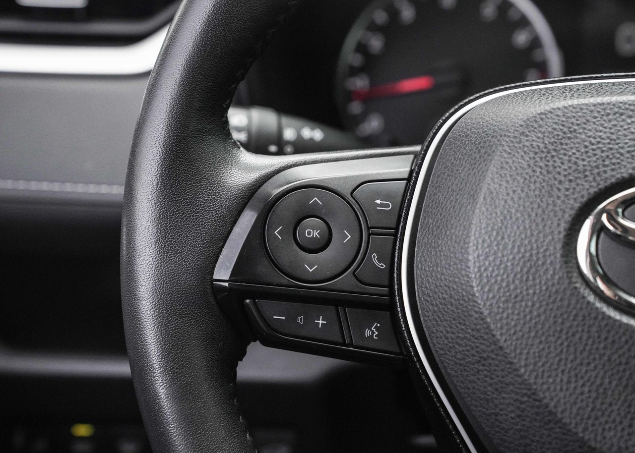 2020 Toyota RAV4 **XLE AWD**
