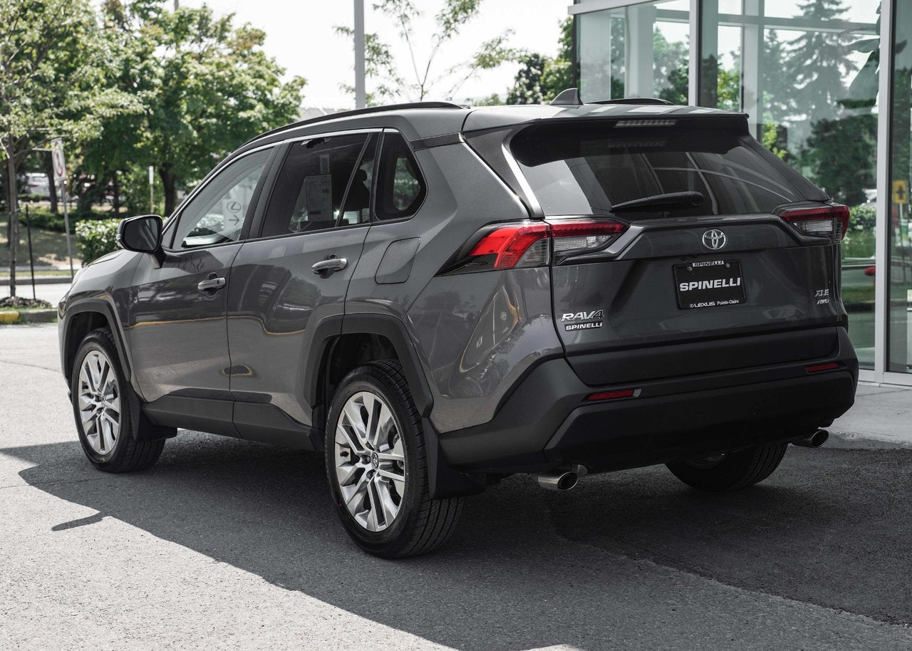 2020 Toyota RAV4 **XLE AWD**