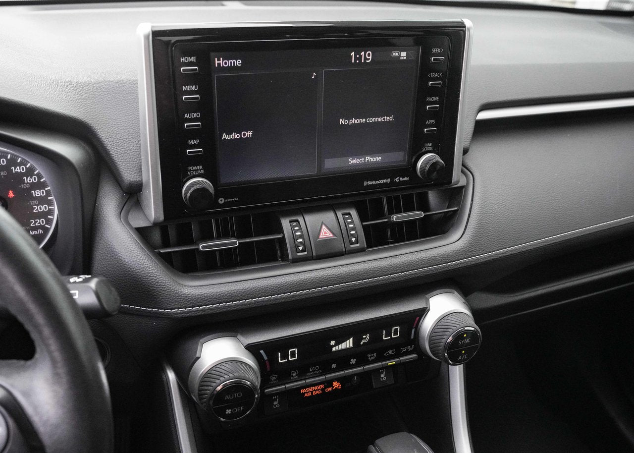 2020 Toyota RAV4 **XLE AWD**