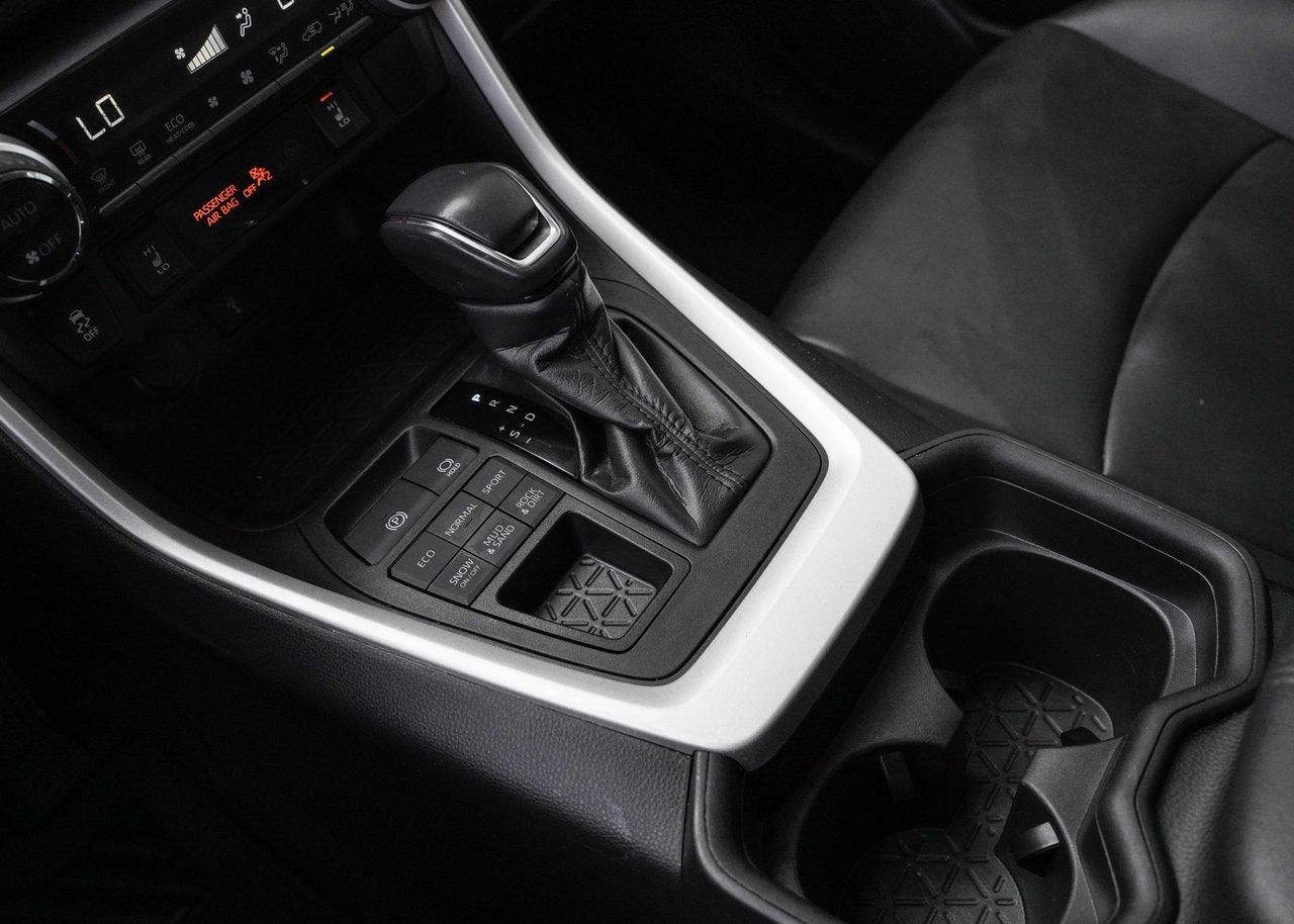 2020 Toyota RAV4 **XLE AWD**