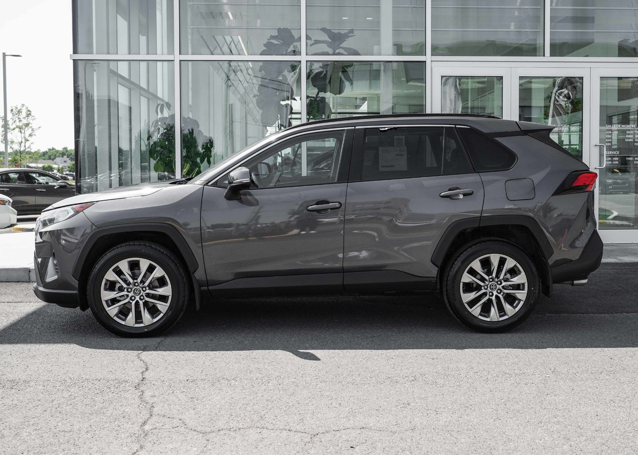 2020 Toyota RAV4 **XLE AWD**