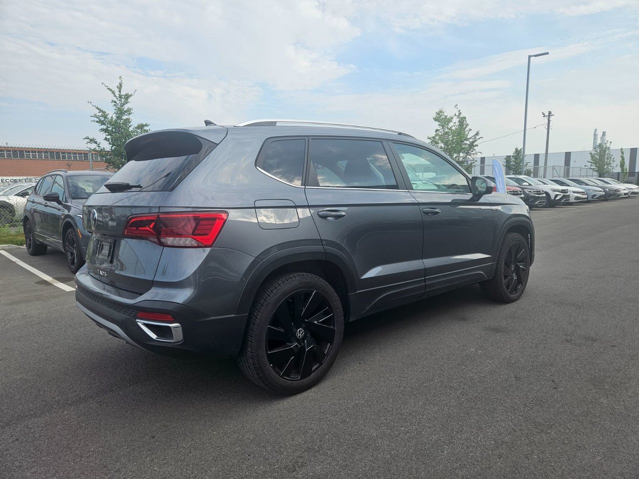 2024 Volkswagen Taos COMFORTLINE/FWD/TOIT PANO/KEYLESS/BLINDSPOT/GR ELE