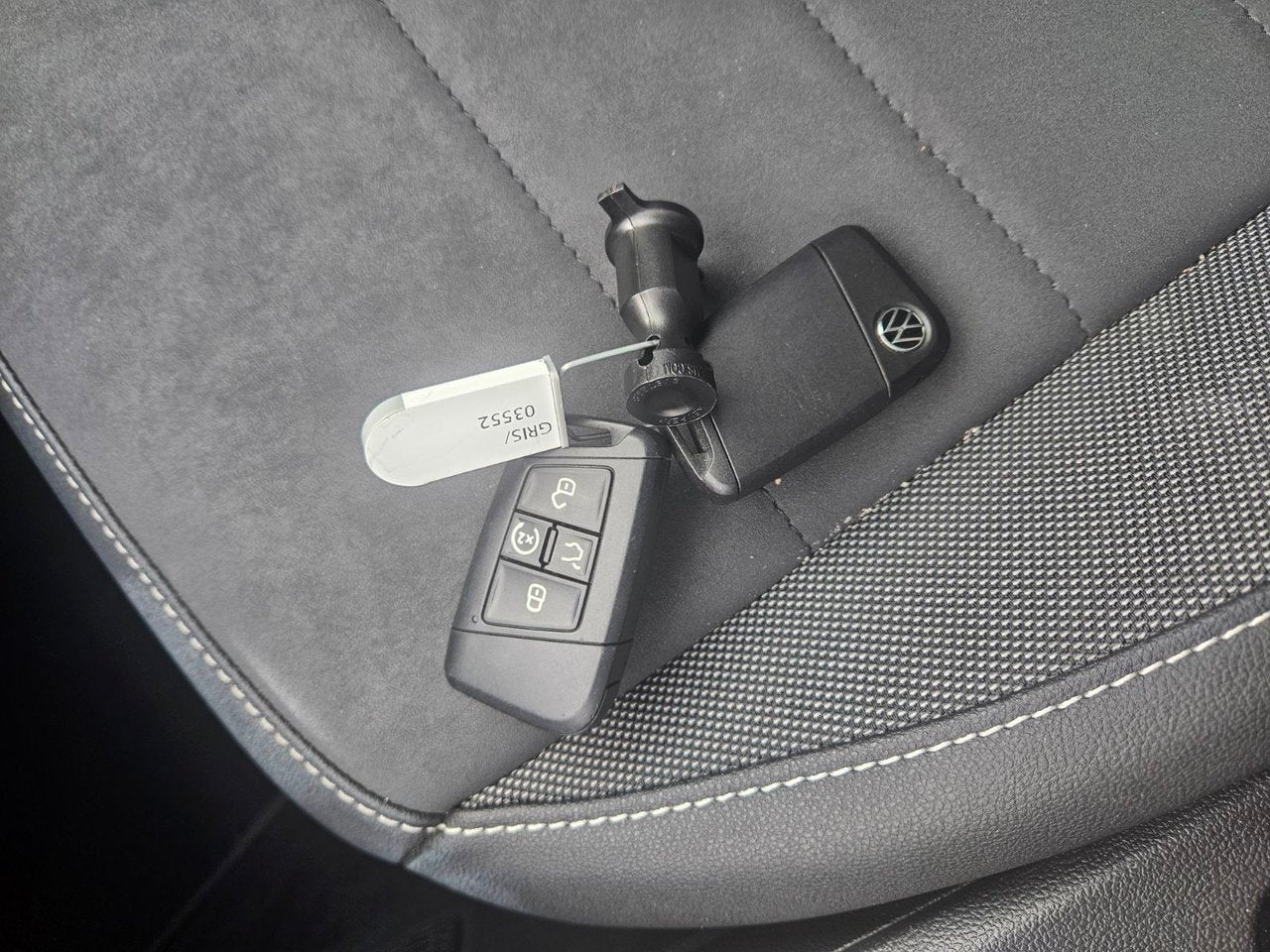 2024 Volkswagen Taos COMFORTLINE/FWD/TOIT PANO/KEYLESS/BLINDSPOT/GR ELE