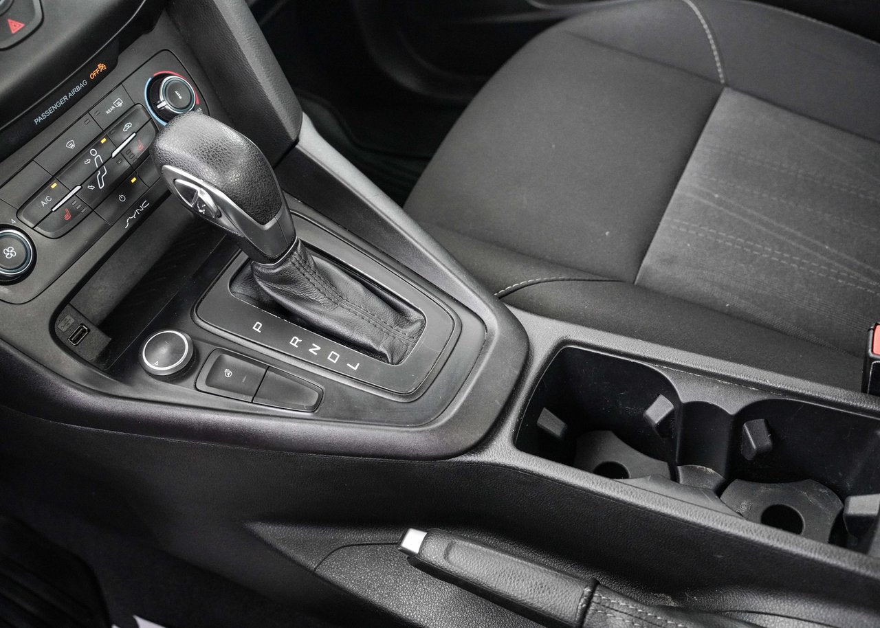 2017 Ford Focus SE; CAMERA SIEGES+VOLANT CHAUFFANT MAG*BAS/LOW KM*