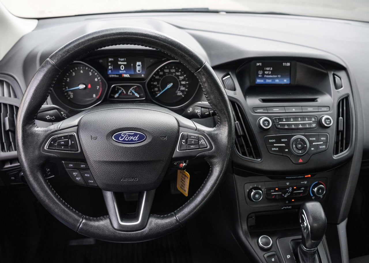 2017 Ford Focus SE; CAMERA SIEGES+VOLANT CHAUFFANT MAG*BAS/LOW KM*