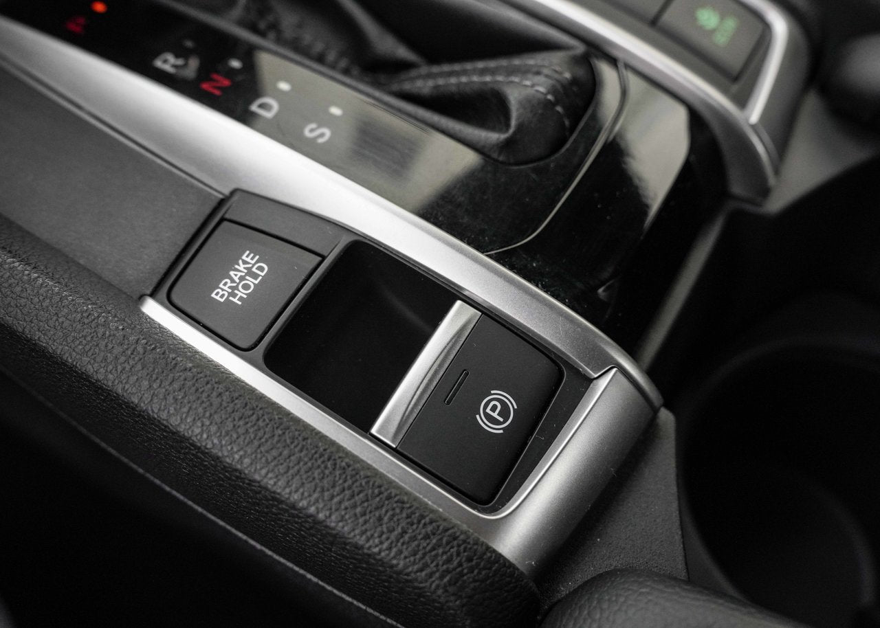 2020 Honda Civic Sedan SPORT; TOIT CAMERA LANEWATCH SIEGES CHAUFFANT MAGS