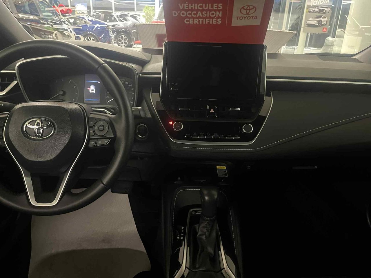 2024 Toyota Corolla Hatchback SE