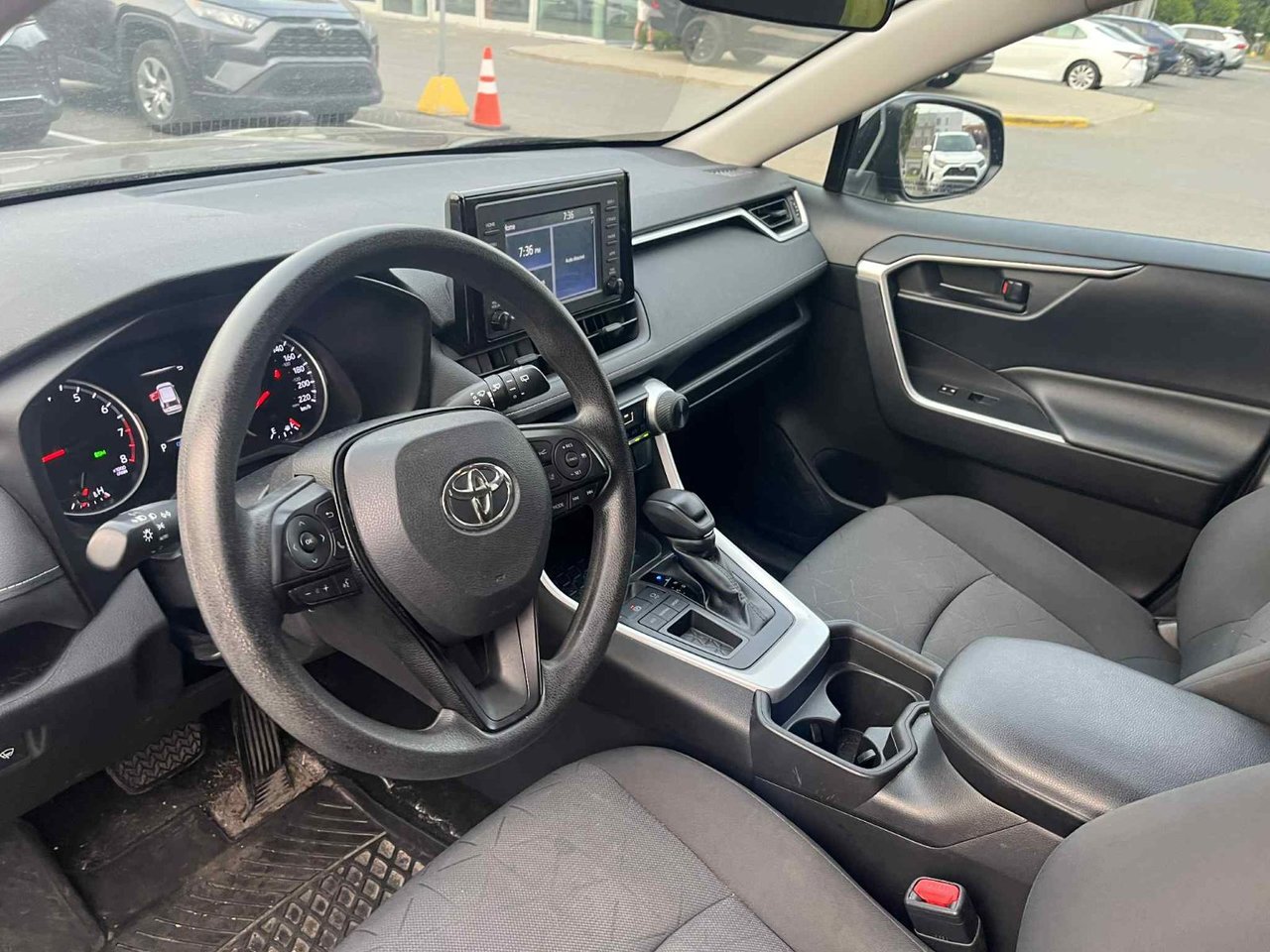 2019 Toyota RAV4 LE