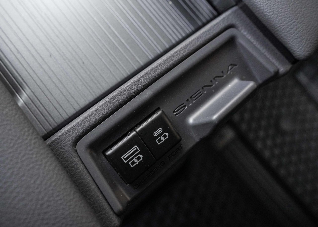 2024 Toyota Sienna XSE AWD
