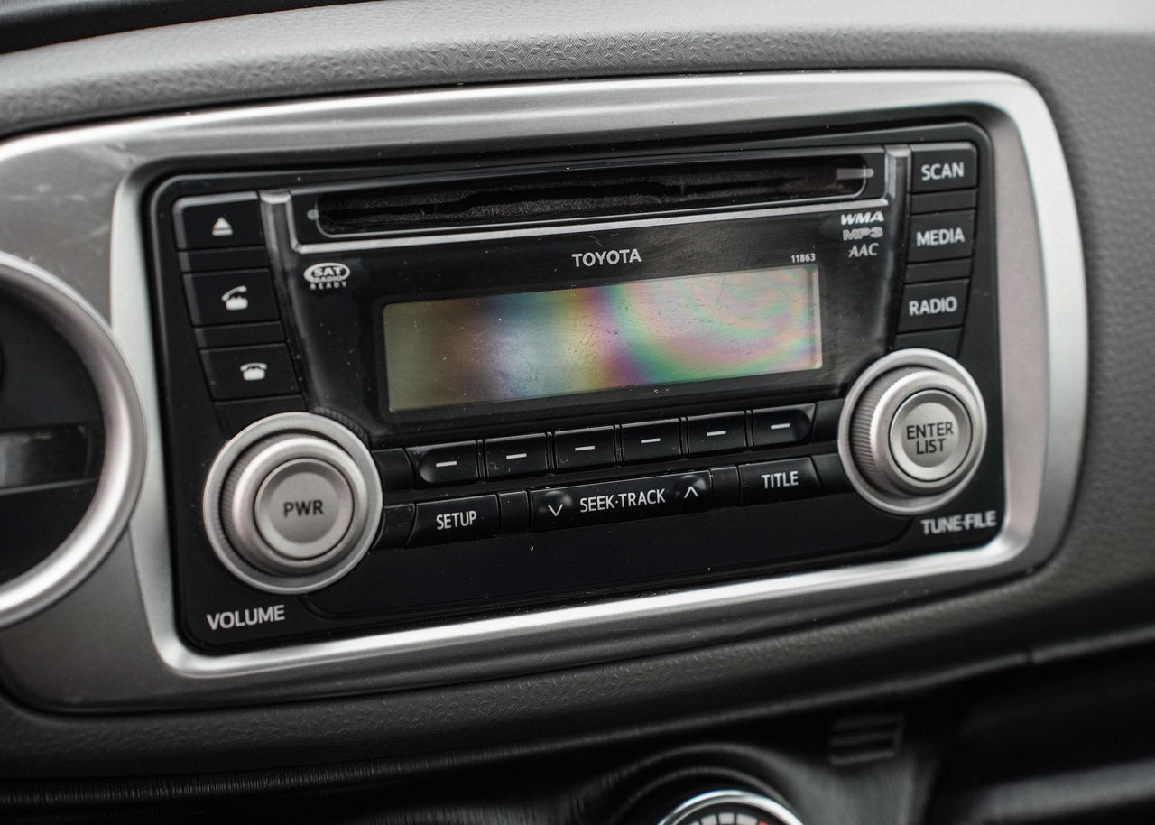 2014 Toyota Yaris LE