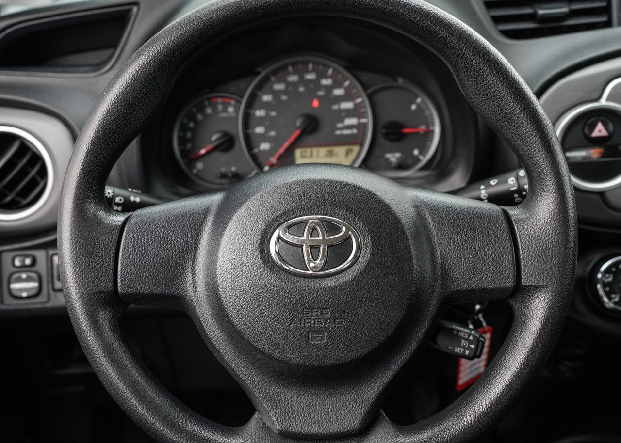 2014 Toyota Yaris LE
