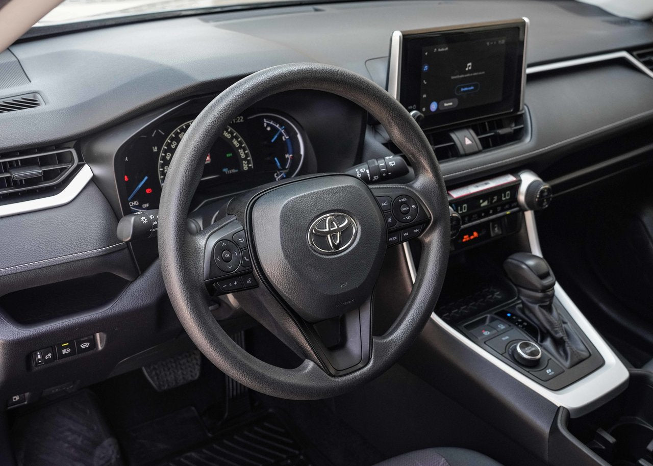 2024 Toyota RAV4 Hybrid LE