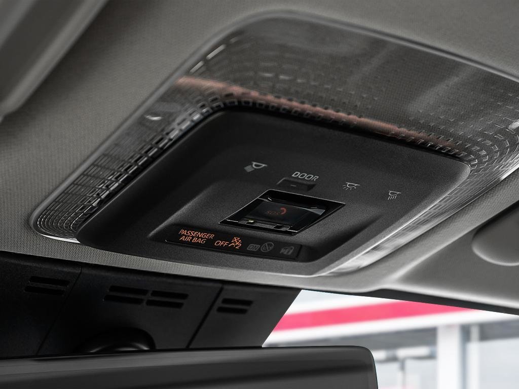 2025 Toyota Prius Plug-in Hybrid XSE PREMIUM