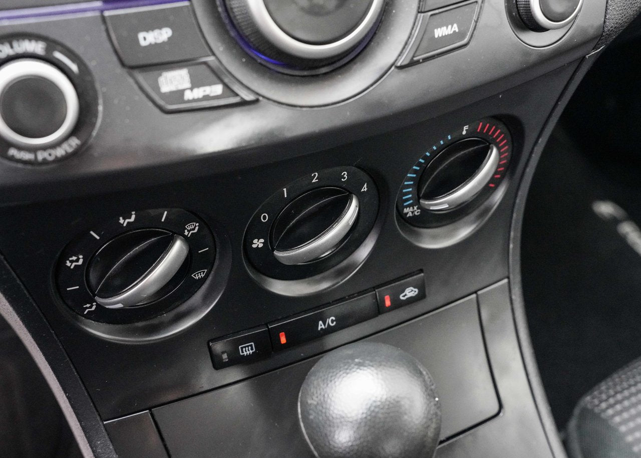 2012 Mazda Mazda3 GX AUTOMATIQUE; AIR CLIMATISÉ PNEU ETE+HIVER