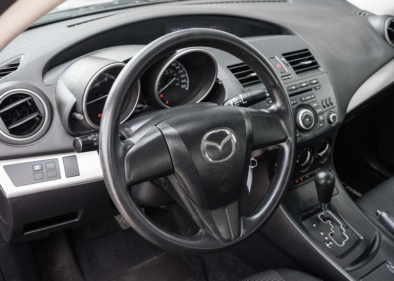 2012 Mazda Mazda3 GX AUTOMATIQUE; AIR CLIMATISÉ PNEU ETE+HIVER