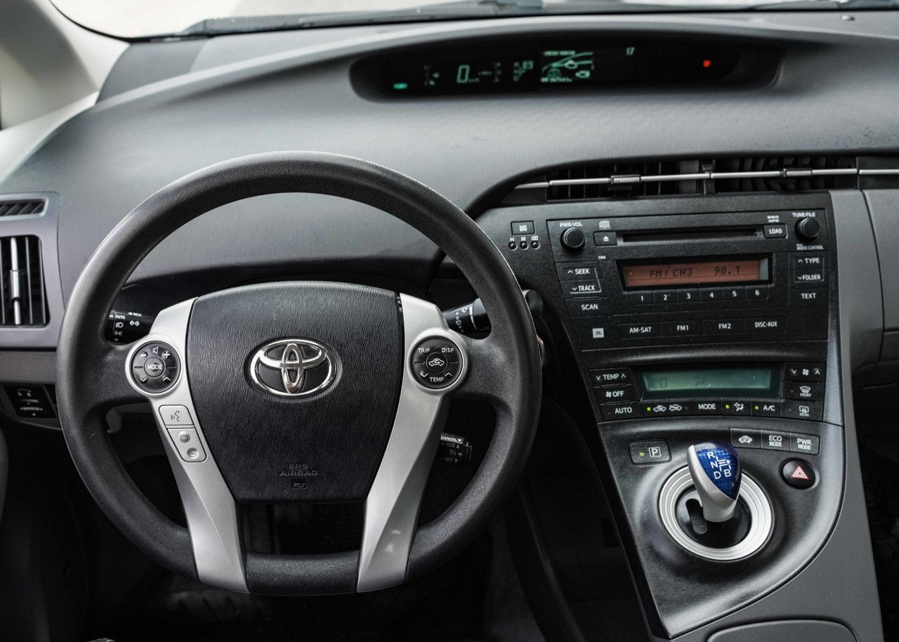 2011 Toyota Prius PREMIUM; TOIT CAMERA BLUETOOTH MAGS