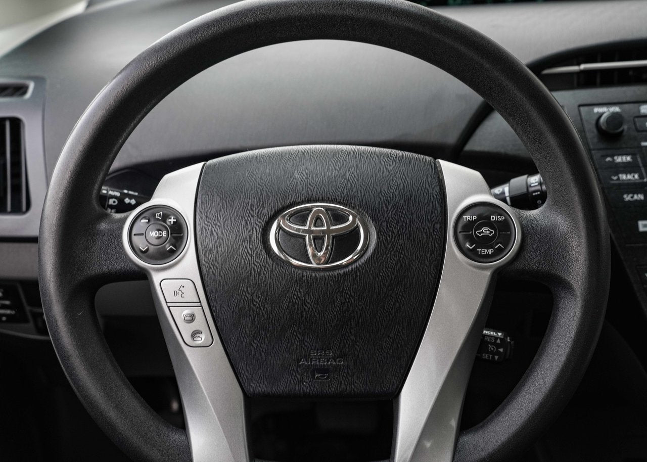 2011 Toyota Prius PREMIUM; TOIT CAMERA BLUETOOTH MAGS