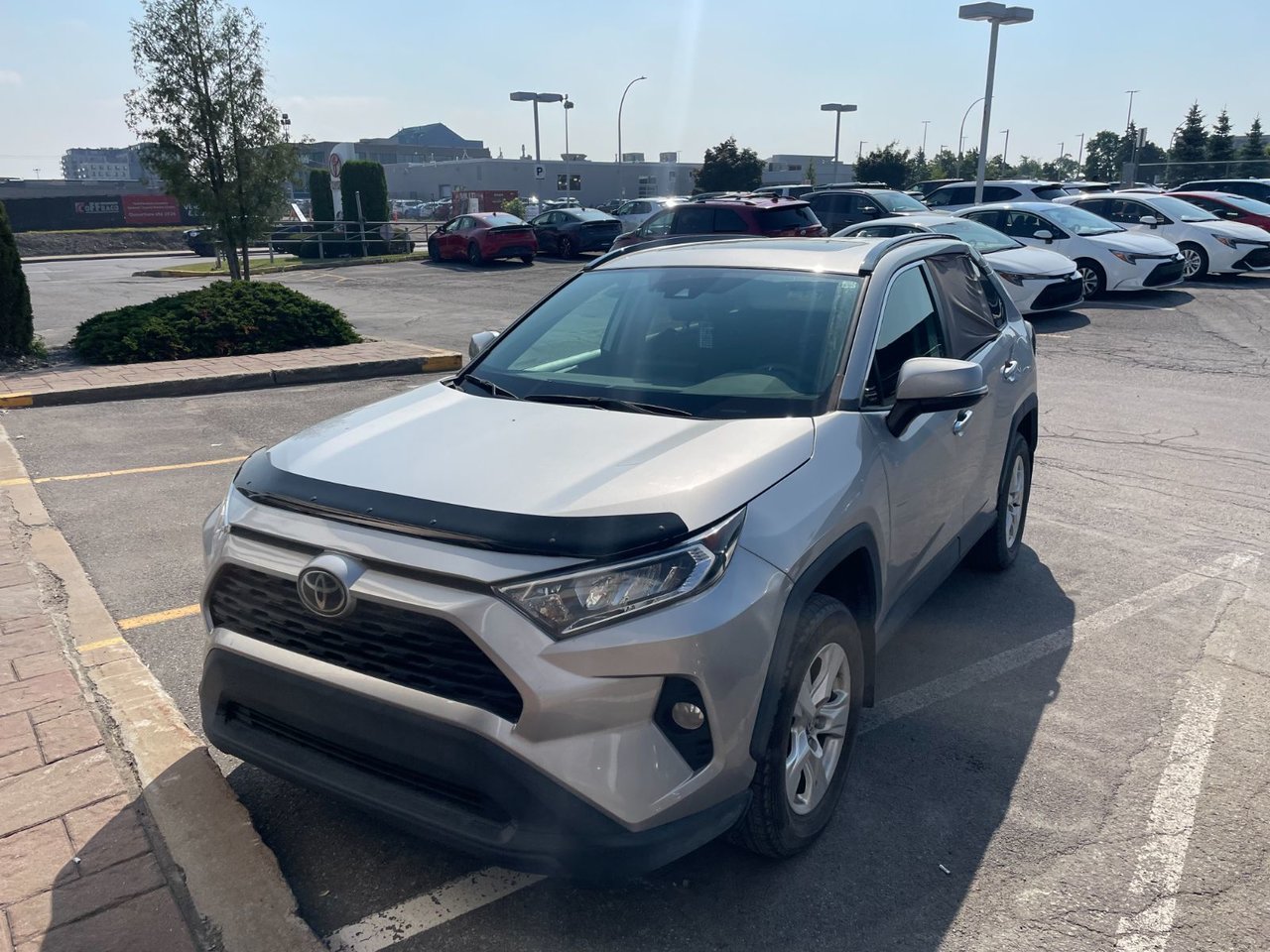 2021 Toyota RAV4 XLE AWD