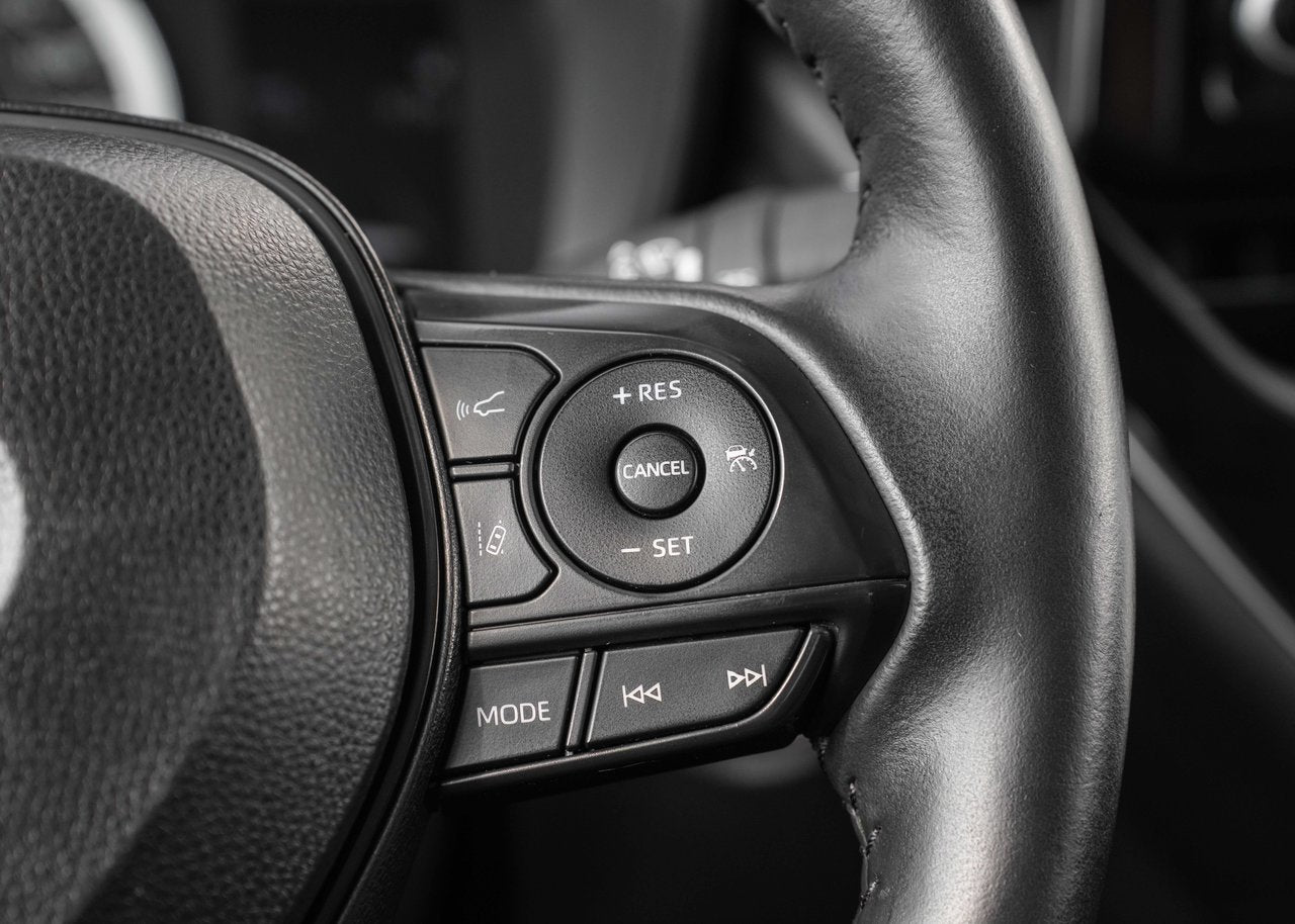2022 Toyota Corolla LE UPGRADE