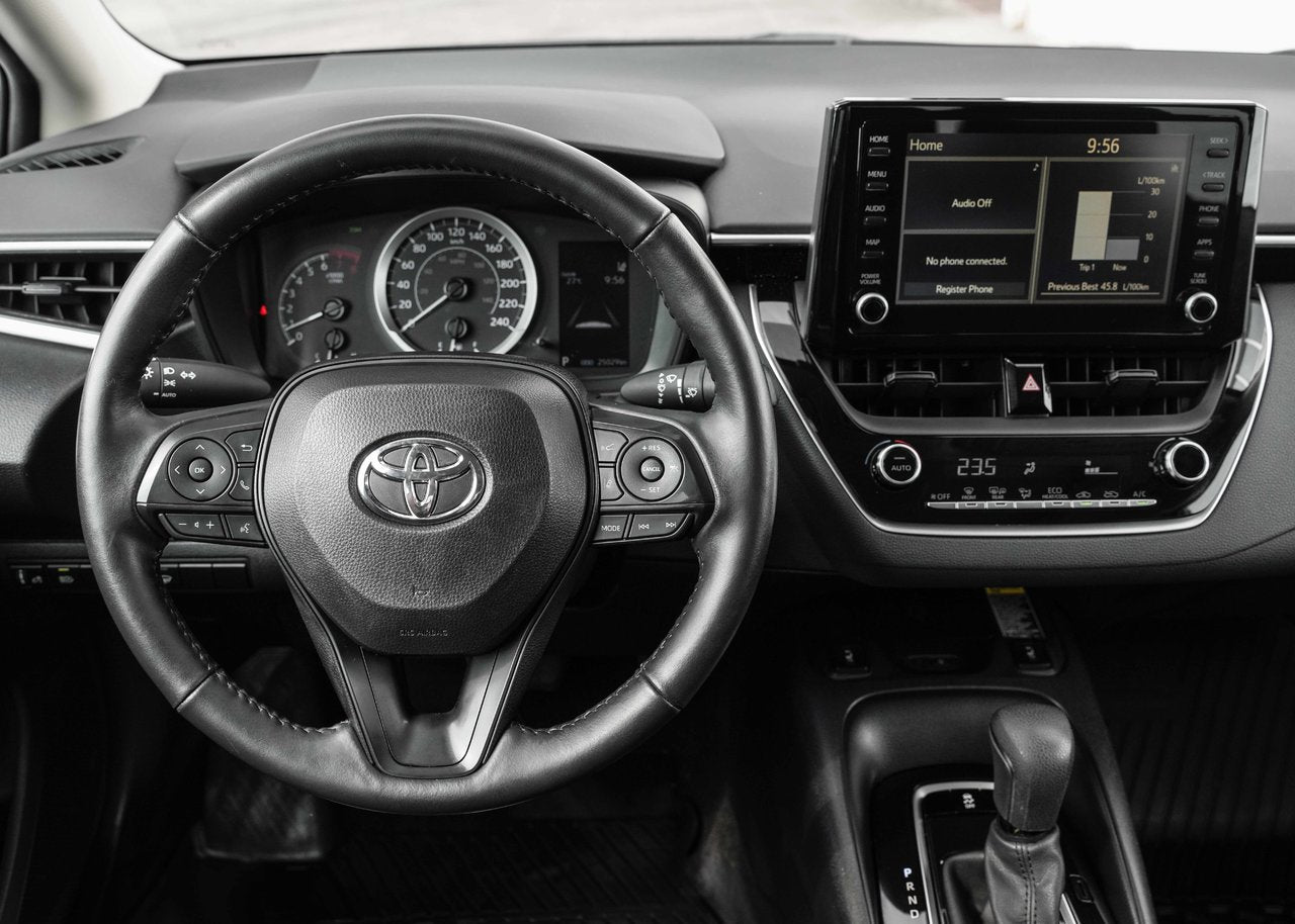 2022 Toyota Corolla LE UPGRADE