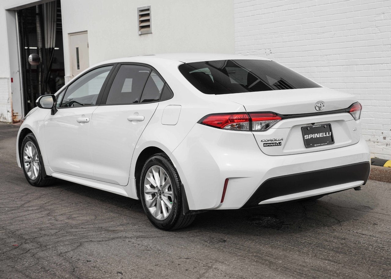 2022 Toyota Corolla LE UPGRADE
