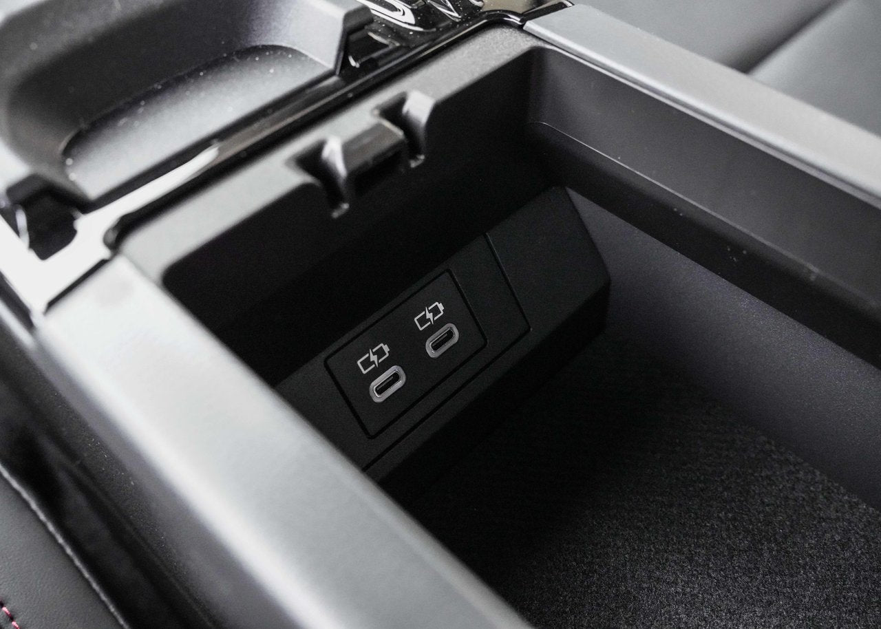 2025 Toyota Prius Plug-in Hybrid XSE PREMIUM