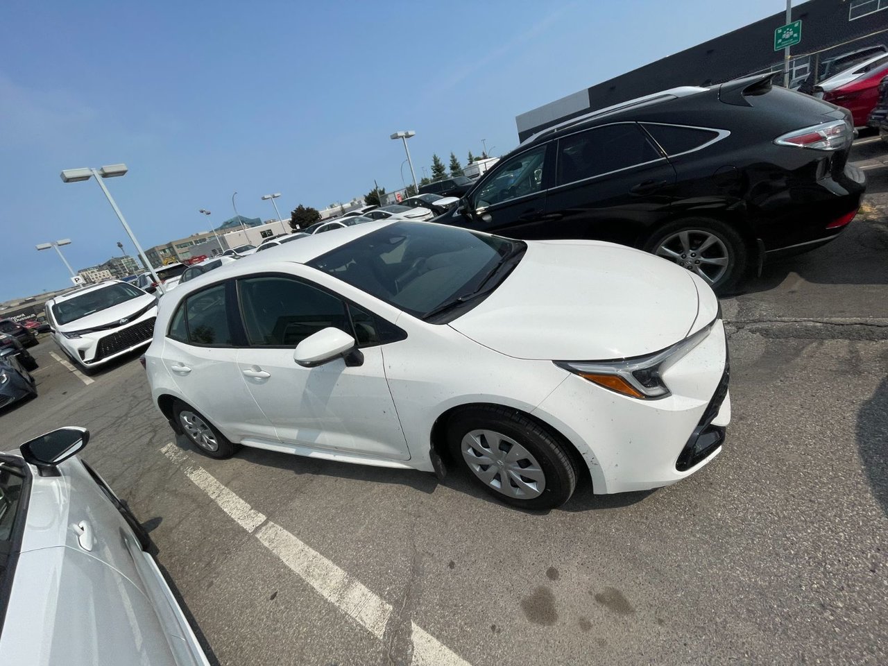 2023 Toyota Corolla Hatchback SE BASE