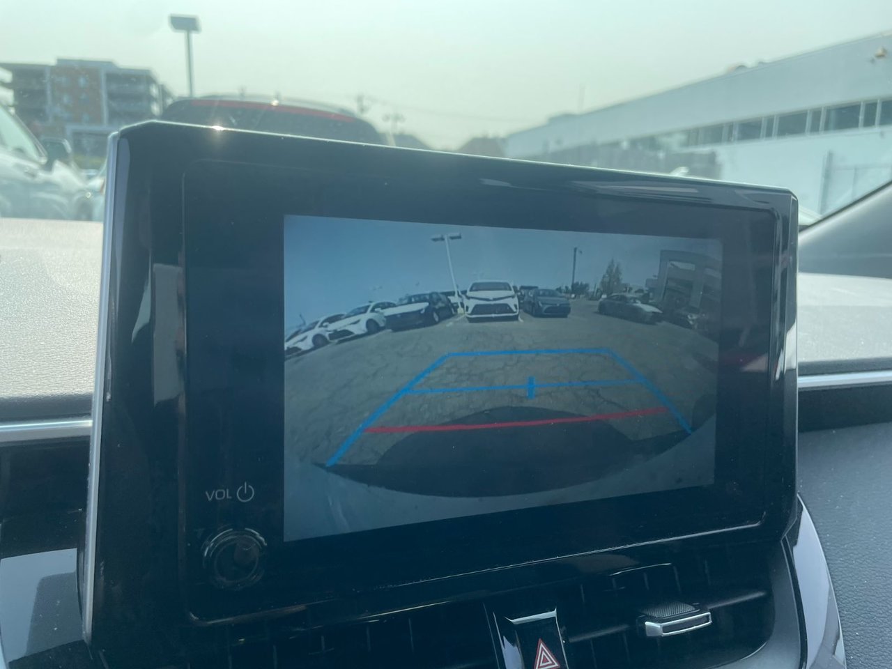 2023 Toyota Corolla Hatchback SE BASE