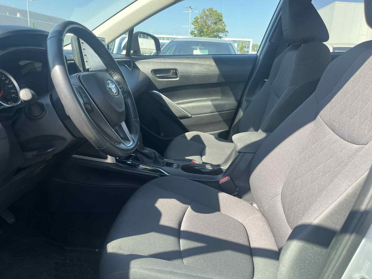 2022 Toyota COROLLA CROSS LE