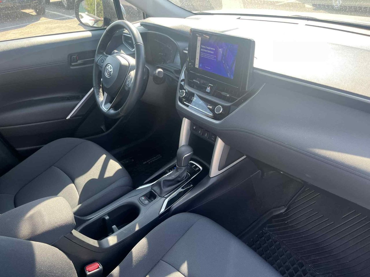 2023 Toyota COROLLA CROSS LE AWD PREMIUM