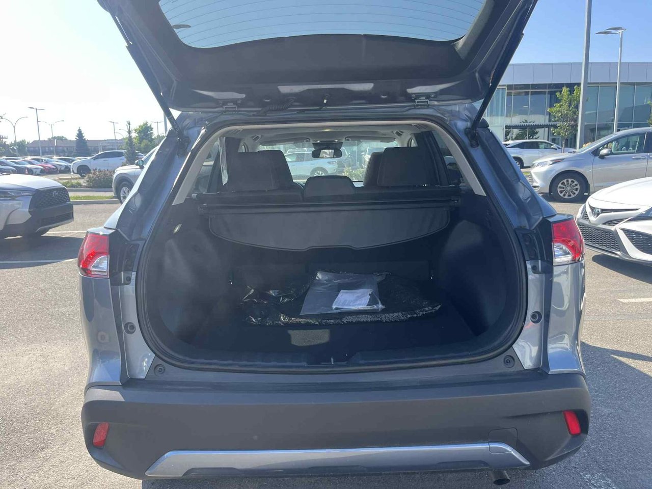 2023 Toyota COROLLA CROSS LE AWD PREMIUM