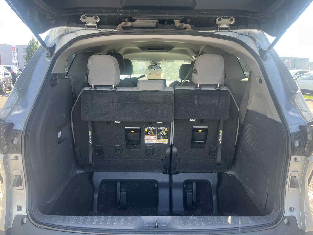 2021 Toyota Sienna LE