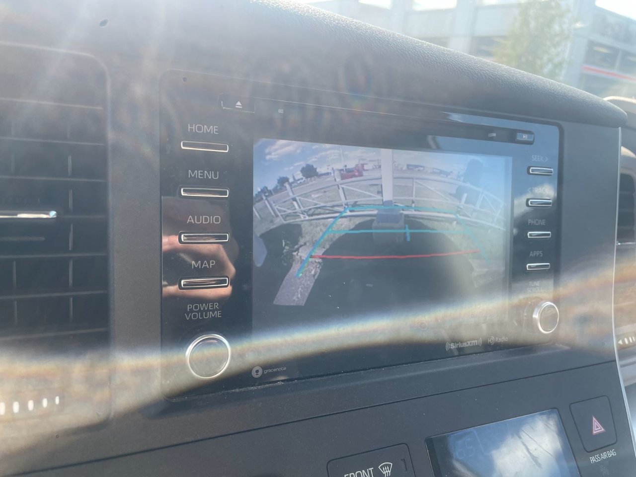 2020 Toyota Sienna LE