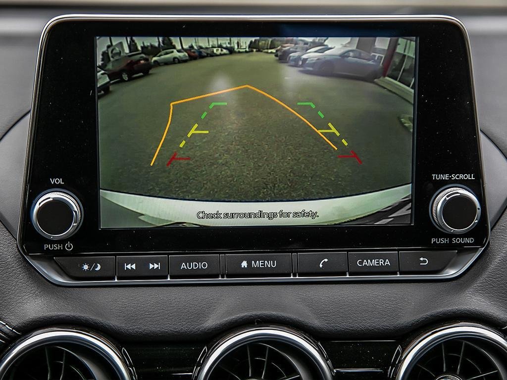 2025 Nissan Sentra SV MOONROOF