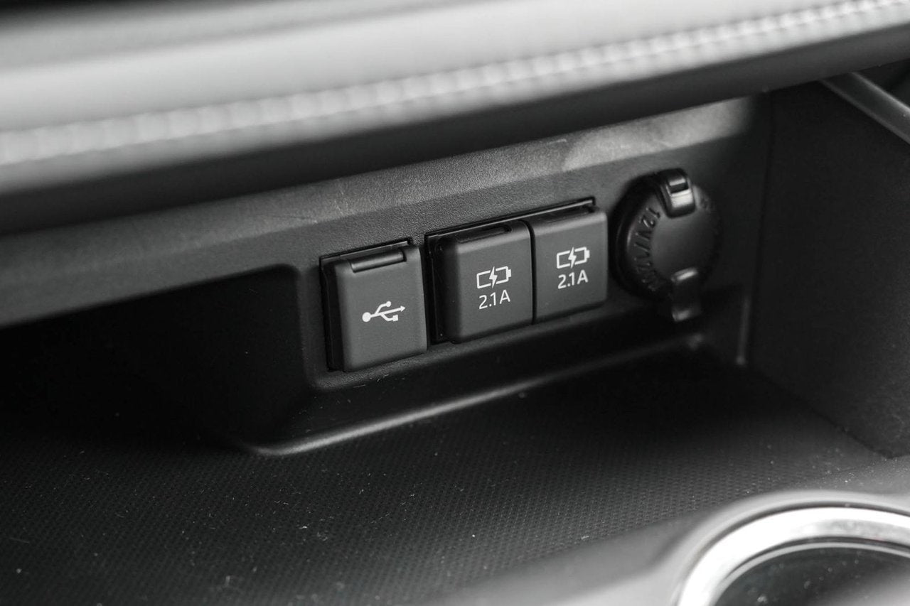 2021 Toyota Highlander LE AWD V6