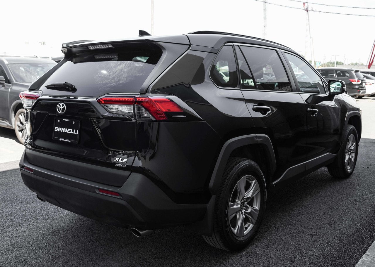 2022 Toyota RAV4 XLE AWD