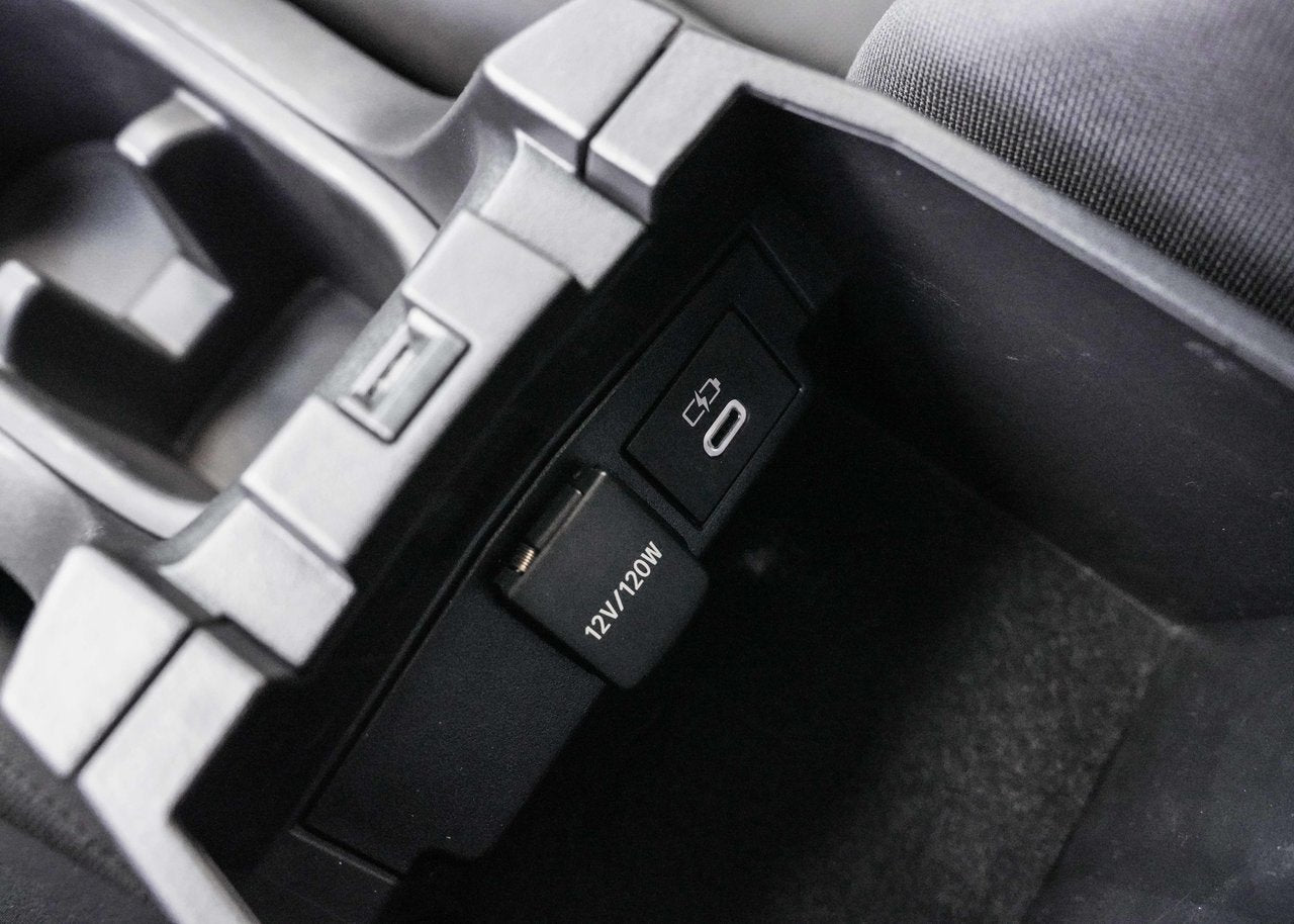 2024 Toyota COROLLA CROSS LE AWD