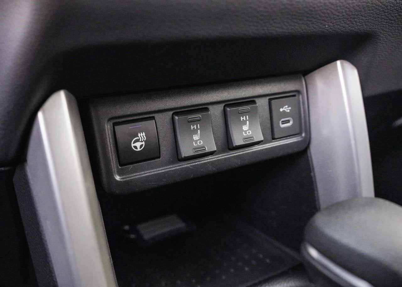 2024 Toyota COROLLA CROSS LE AWD