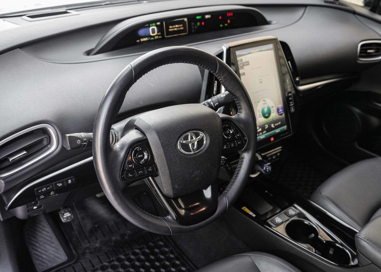 2022 Toyota PRIUS PRIME Upgrade TECH