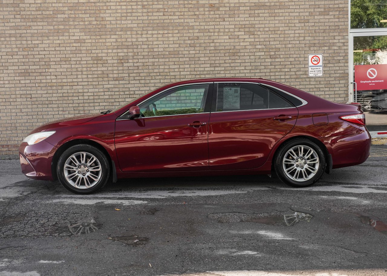 2015 Toyota Camry LE