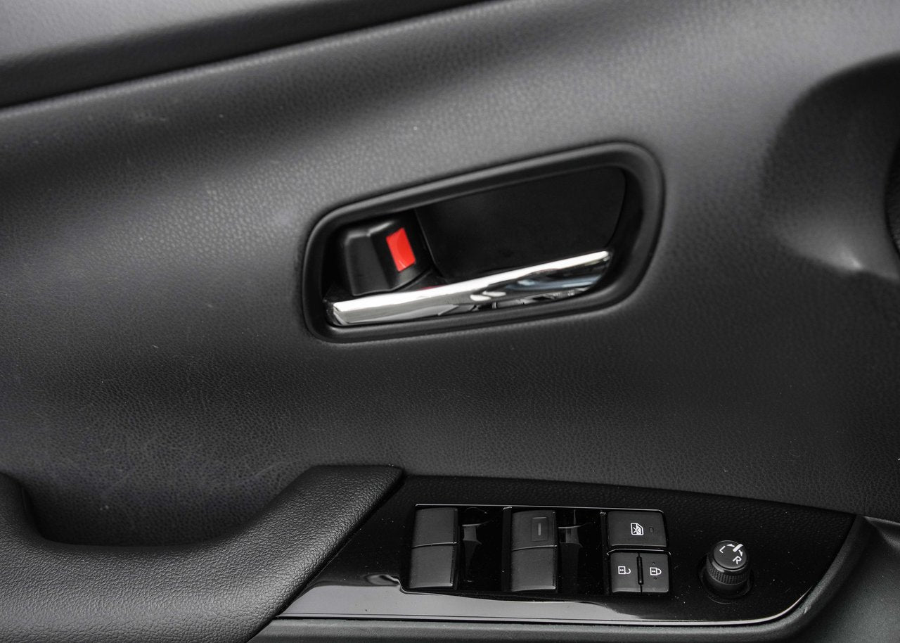 2021 Toyota PRIUS PRIME HYBRID BRANCHABLE