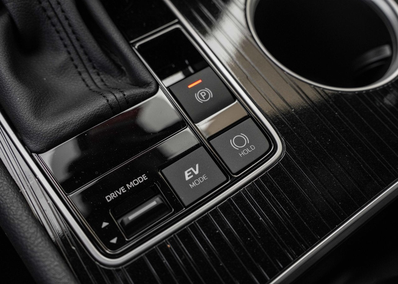 2025 Toyota Sienna XSE TECH